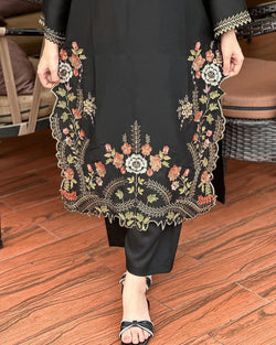 LIA LAWN EMB 2PC