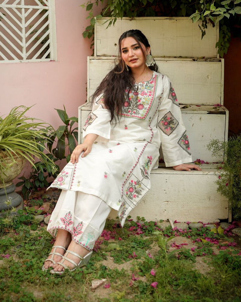VIOLET LAWN EMB 2PC