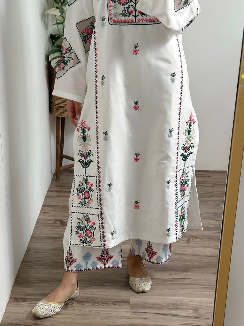 VIOLET LAWN EMB 2PC